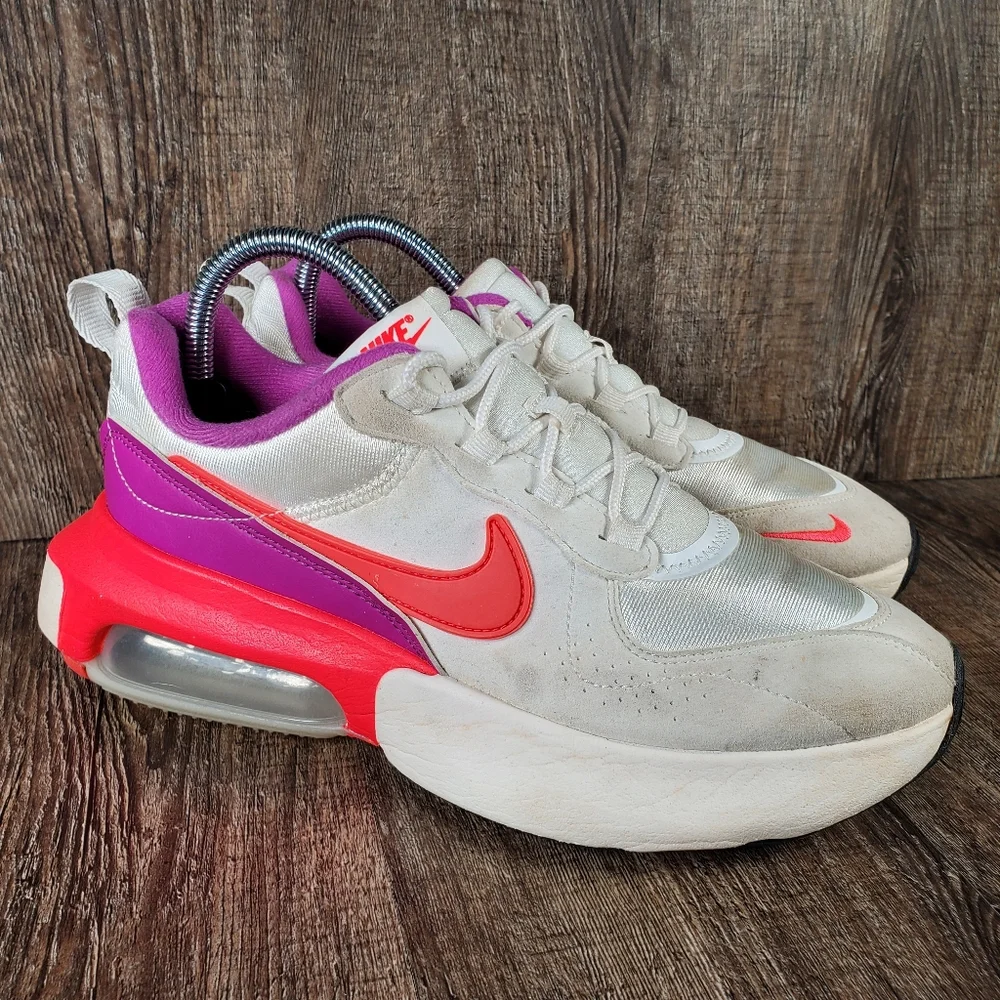 Nike Air Max Verona Women's Size 9 White Crimson Purple Sneakers Shoes